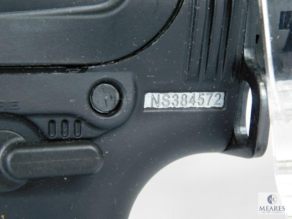 American Tactical Omni Hybrid AR15 5.56 NATO Semi Auto Rifle (5149)