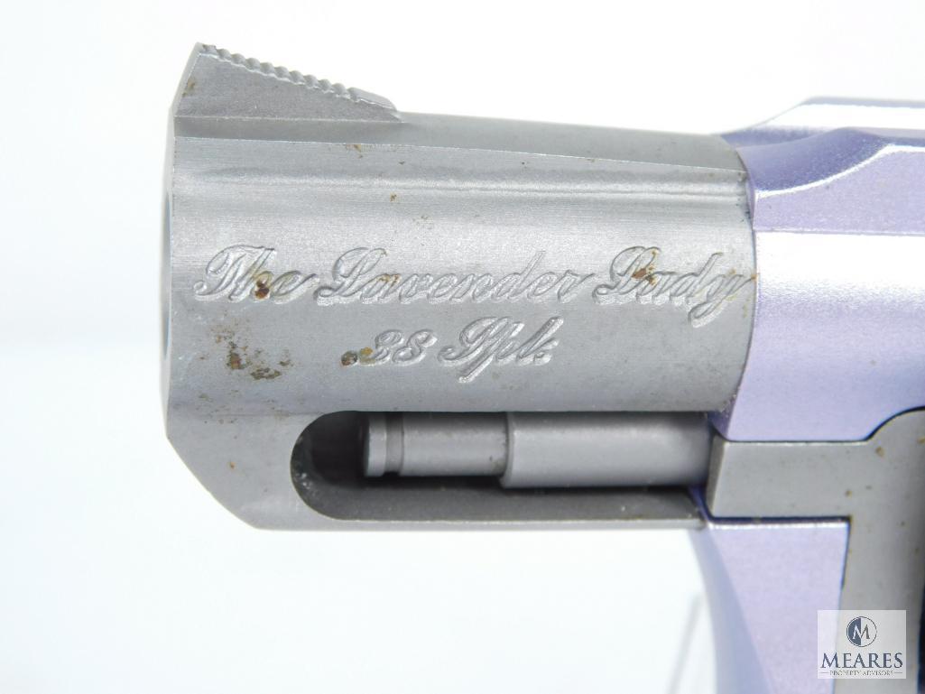 Charter Arms Lavender Lady .38 SPL Revolver (5202)