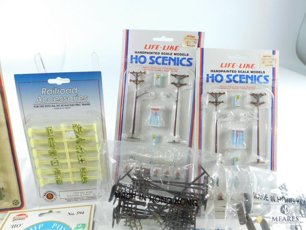 Assorted Street Accessories