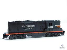 Athearn Trains in Miniature HO Scale EMD GP-7 Diesel Engine 5641