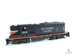 Athearn Trains in Miniature HO Scale EMD GP-7 Diesel Engine 5641