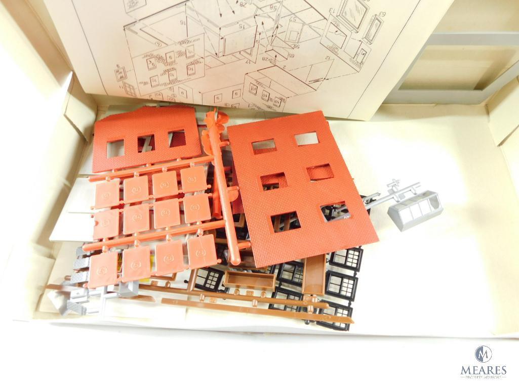 Three TYCOKIT Unassembled HO Scale Kits