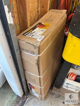 New in the Box Central Pneumatic 40-pound Capacity Floor Blast Cabinet