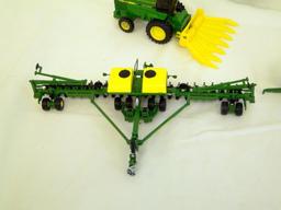 JOHN DEERE LOT