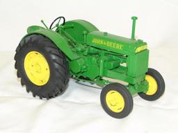 JOHN DEERE TRACTOR