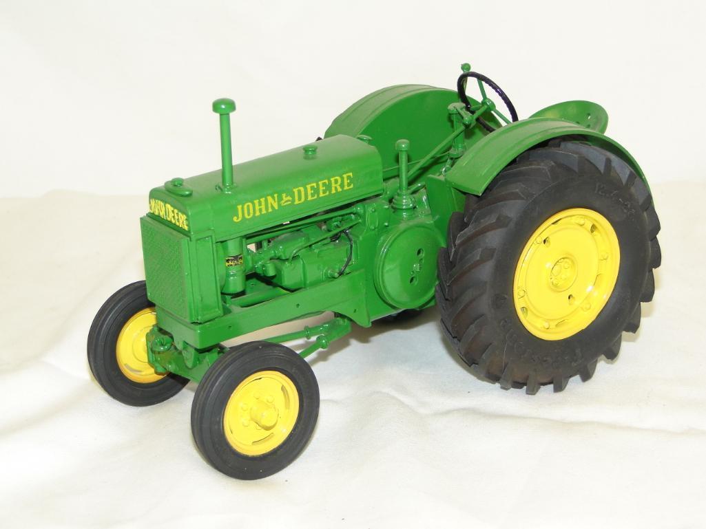 JOHN DEERE TRACTOR