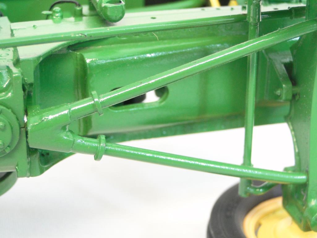 JOHN DEERE TRACTOR
