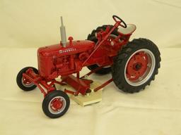 IH McCORMICK