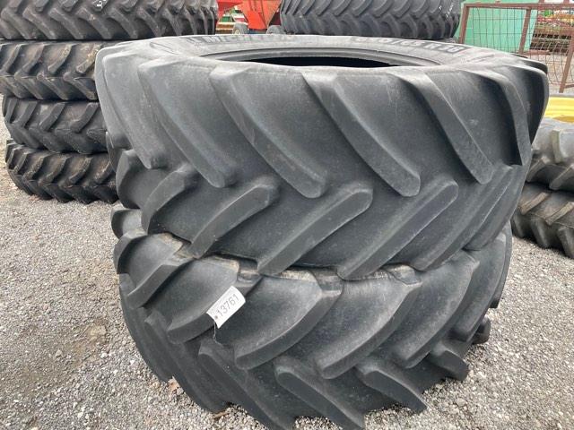 2 MICHLIN 650X65R38 TIRES