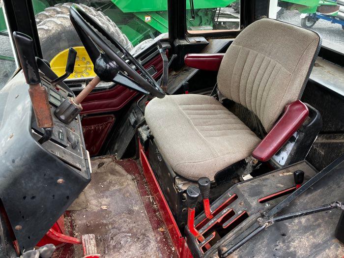 IH 1586 #17714