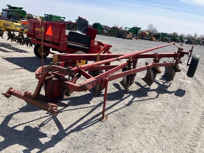 IH 550 PLOW #NA