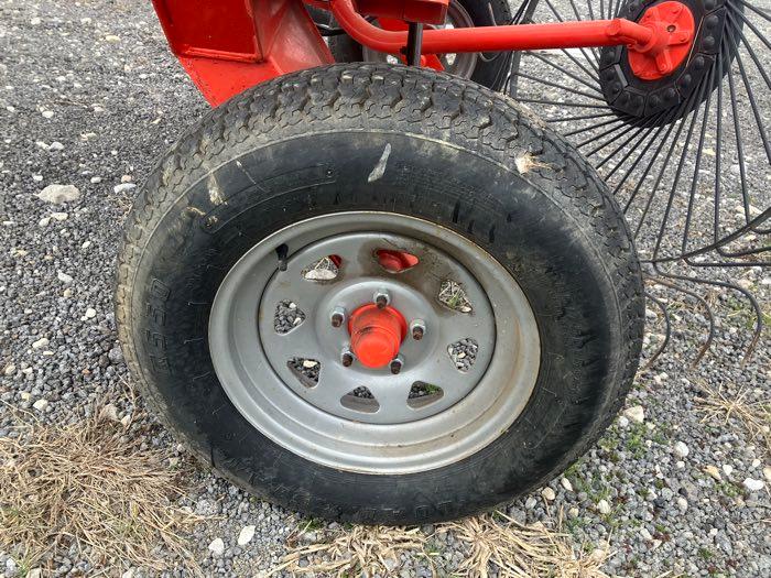 KUHN SR110 WHEEL V RAKE #B4229