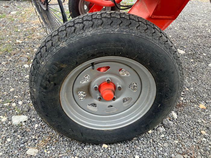 KUHN SR110 WHEEL V RAKE #B4229