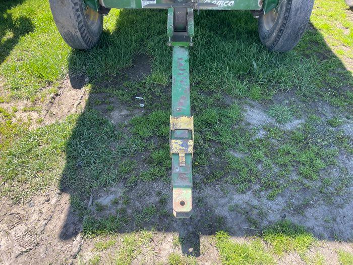 DEMCO GRAVITY WAGON W/AUGER