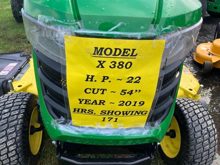 2019 JD X380 LAWN MOWER #1M0X380BLJM070770