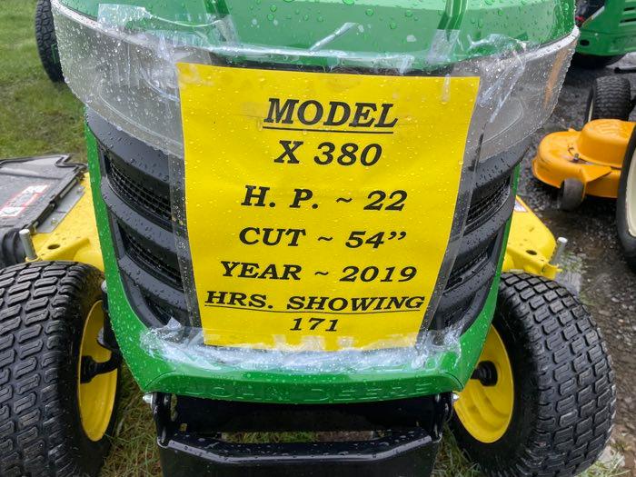 2019 JD X380 LAWN MOWER #1M0X380BLJM070770