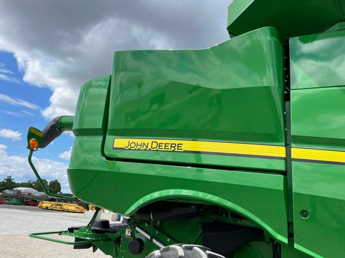2023 JD S770 #1H0S770SAP0825323