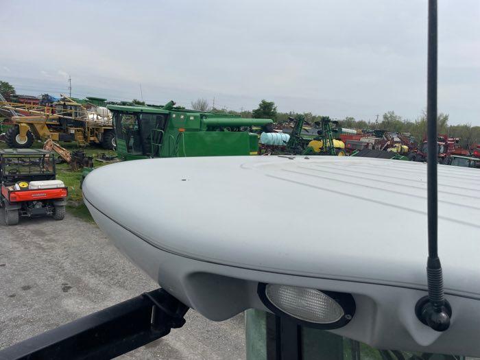 2009 GLEANER R66 #HUT6127