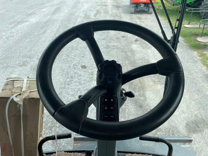 2009 GLEANER R66 #HUT6127