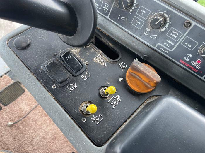2009 GLEANER R66 #HUT6127