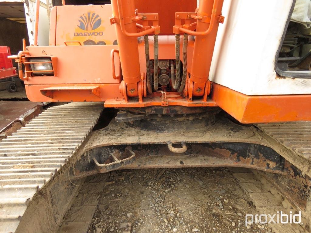 DA WOO 130 TRACK BACKHOE, 5800 HRS