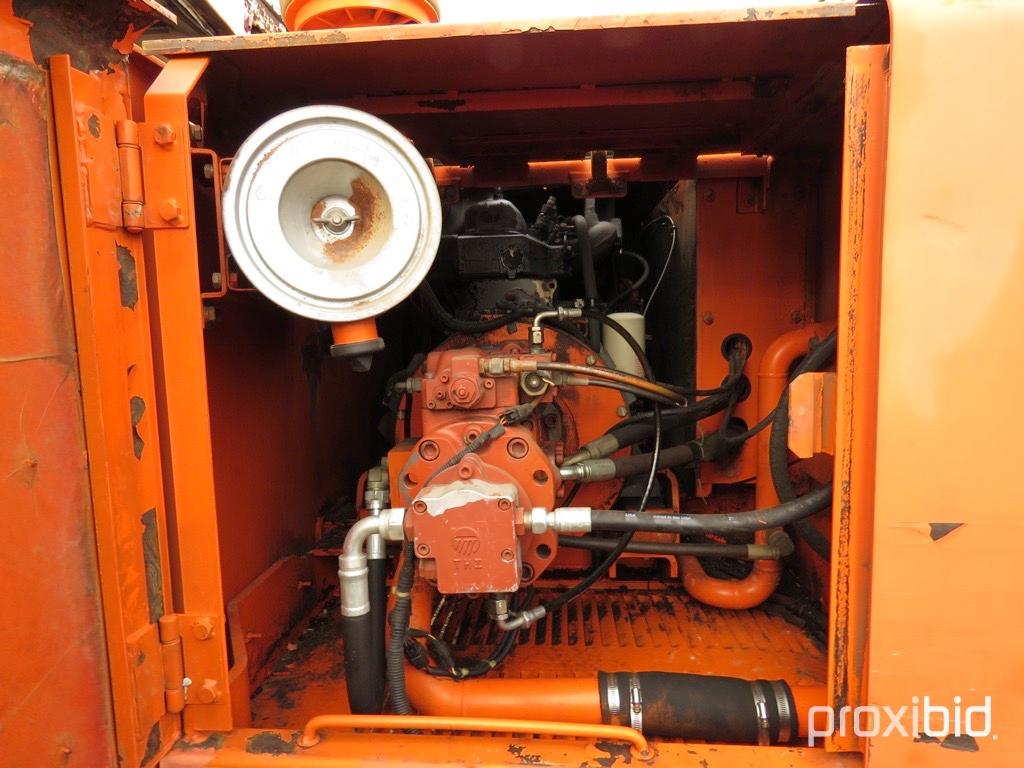 DA WOO 130 TRACK BACKHOE, 5800 HRS