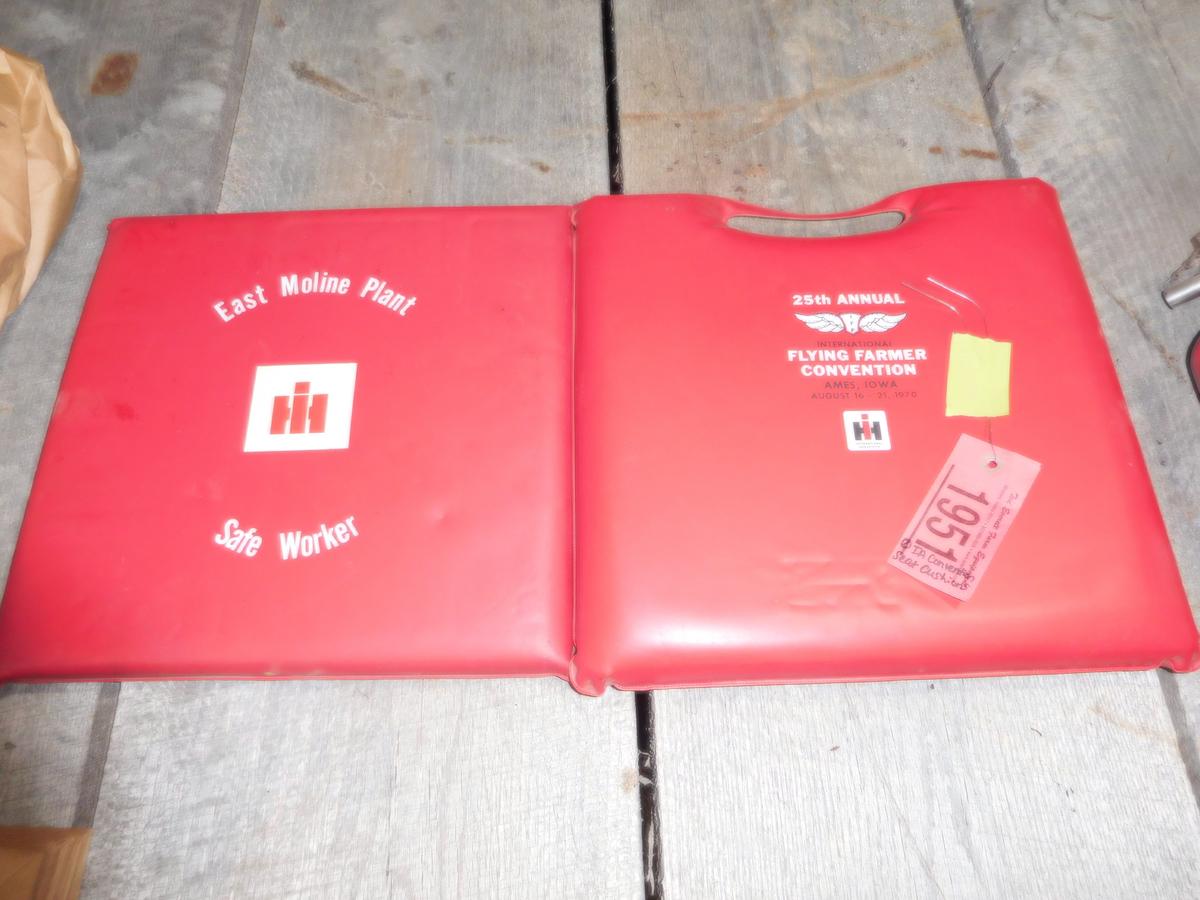 (2) IOWA CONVENTION SEAT CUSHIONS