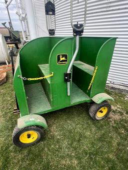 PARADE WAGON W/ JOHN DEERE PAINT SCHEME, 2 BENCHES INSIDE