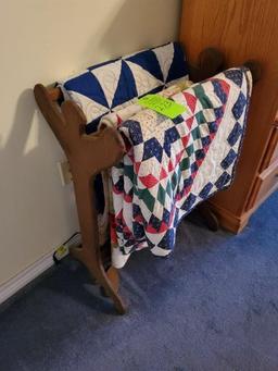 Quilt Rack & Quilts