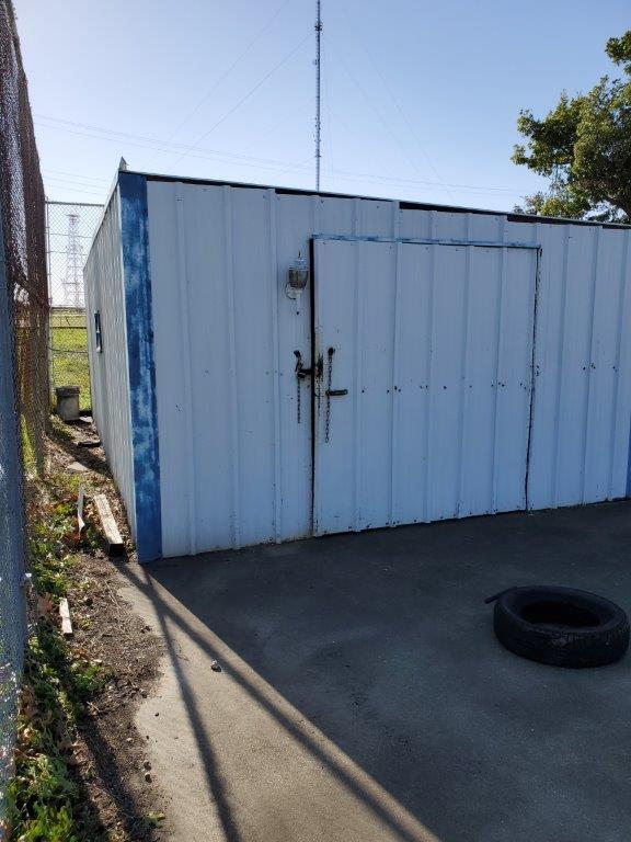Small Metal Building - Approx. 12'X20'