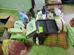 Pallet of Household Décor & Misc.
