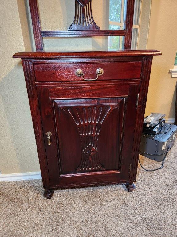 Hall Tree with Beveled Mirror