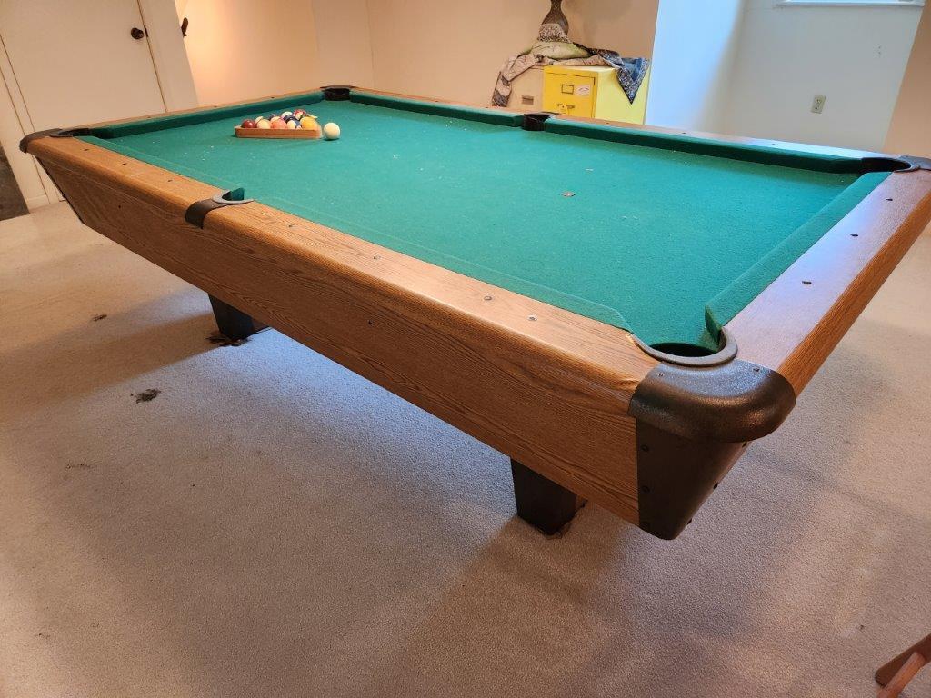Harvard Pool Table  8 1/2" X 5'