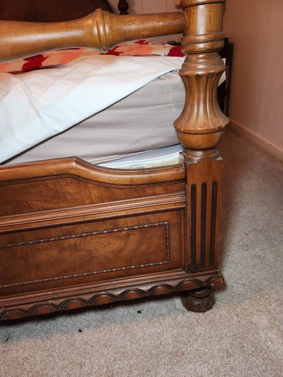 Antique Full Size Bed