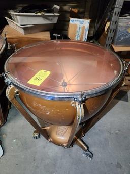 Ludwig Ensemble Drum 26" - IT Building