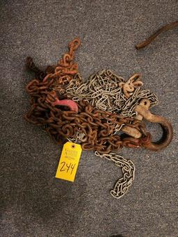 Chains & Tow Hooks
