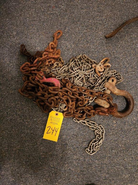 Chains & Tow Hooks