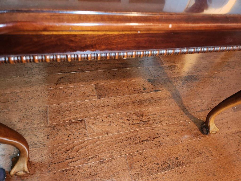 Mahogany Dining Table w/ 2 Leaves & Pad Covers - Very Nice