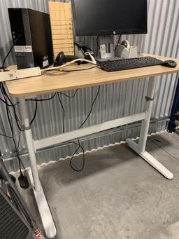 Adjustable Work Station