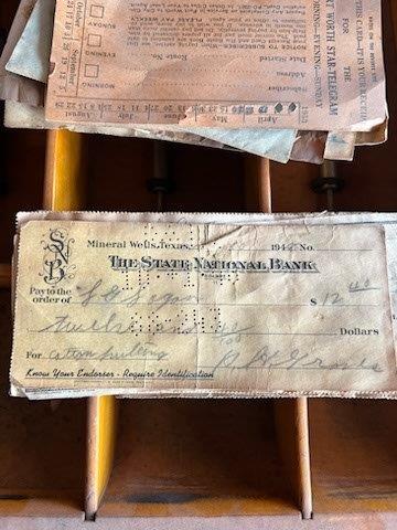 National Cash Register with Oak 9-Drawer Base Model 1821357