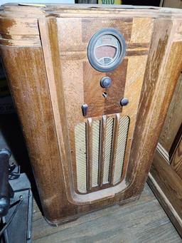 Philco Vintage Tube Radio