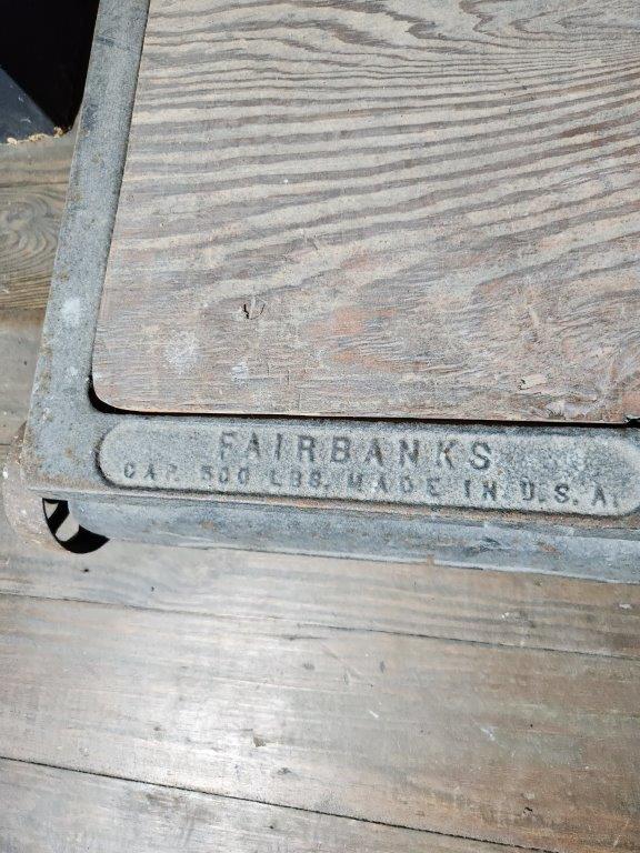 Antique Fairbanks General Store Scale 500lb Capacity