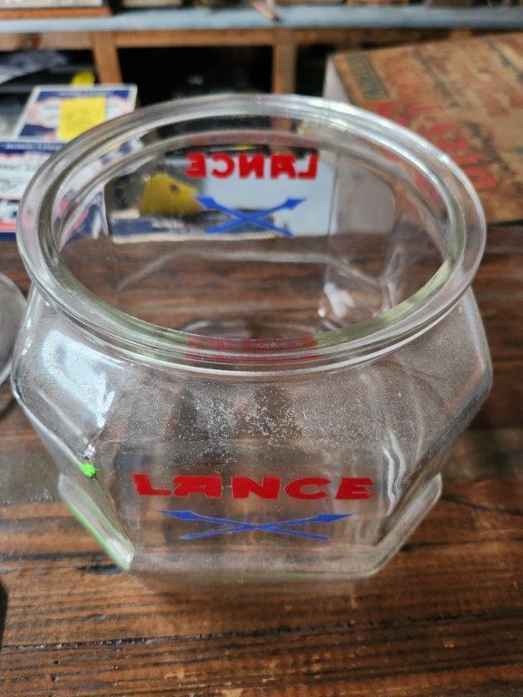 Lance Jar with Lid