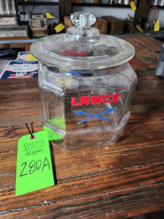 Lance Jar with Lid