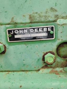 John Deere 510 Round Baler