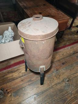 Antique Gravity Cream Separator Can