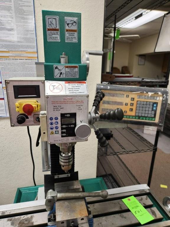Grizzly Industrial Mill/ Drill Press w/ Stand G0759- Digital Readout