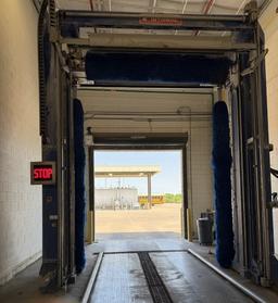 Istobal Bus Wash Model 4PJ2100, w/ Tanks & Motor