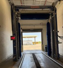 Istobal Bus Wash Model 4PJ2100, w/ Tanks & Motor