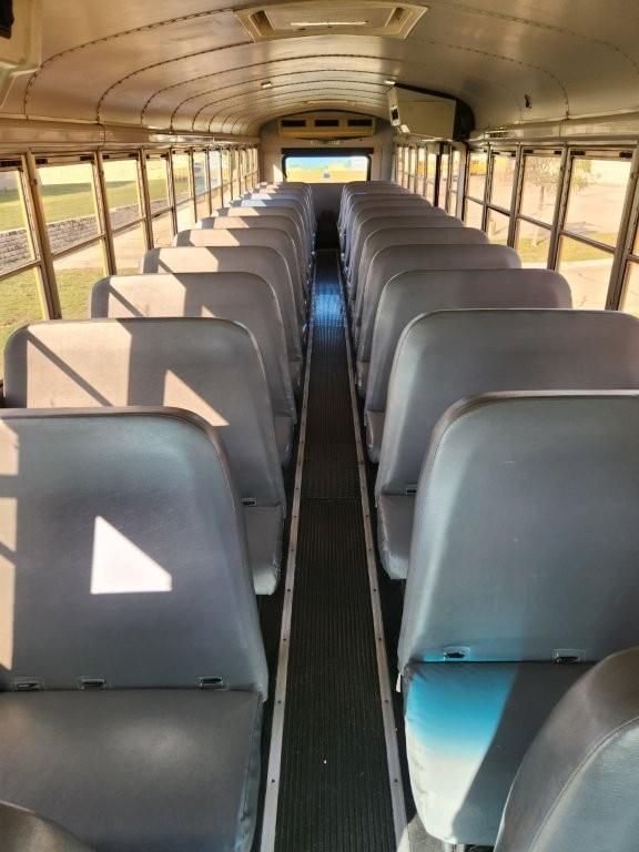 2006 Thomas 72 Pass. Bus, Miles 76,090, Bus# 128 VIN 677203
